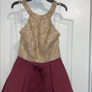 Gold top red bottom cocktail dress. Size 5/6